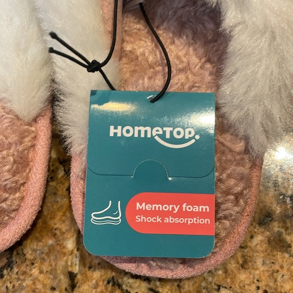 HomeTop Women’s Cozy Pink Slippers with Plush White Faux Fur Trim Size 7-8 - Picture 4 of 9